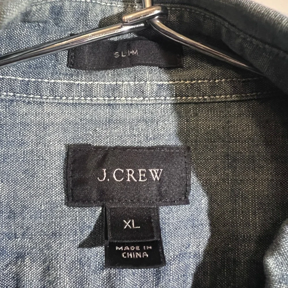J Crew Slim Fit Chambray Button Down Shirt, Mens‎ Size XL